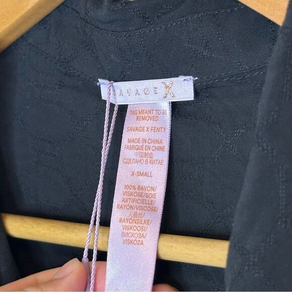 Savage X Fenty Black Lace Up Sides Voile Monogram Button Down Sleep Shirt Sz XS - Picture 7 of 7